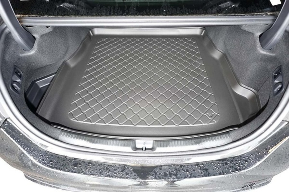 Tavita de portbagaj Mercedes Clasa C W206 Plug-in Hybrid, anul de fabricatie 06.2021-prezent, caroserie SUV