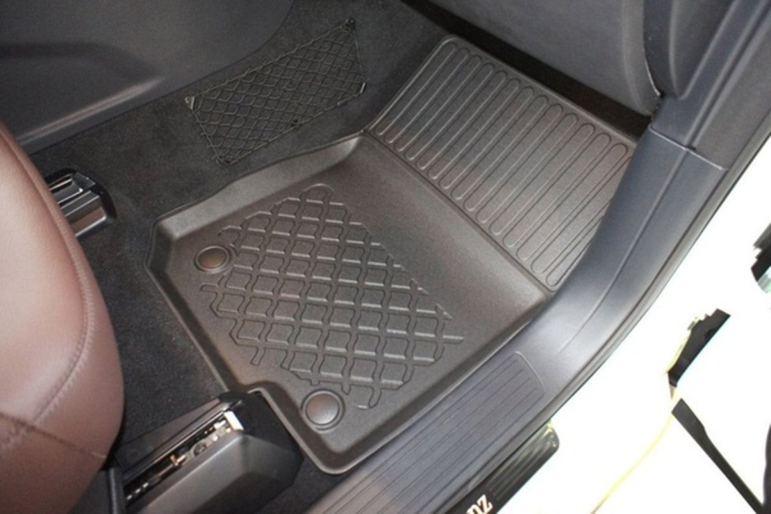 Covorase tip tavita Mercedes Clasa M W166, caroserie SUV, fabricatie 11.2011 - 05.2015