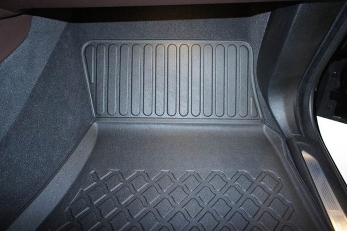 Covorase auto tip tavita BMW X6 F16 fabricatie 2014 - prezent