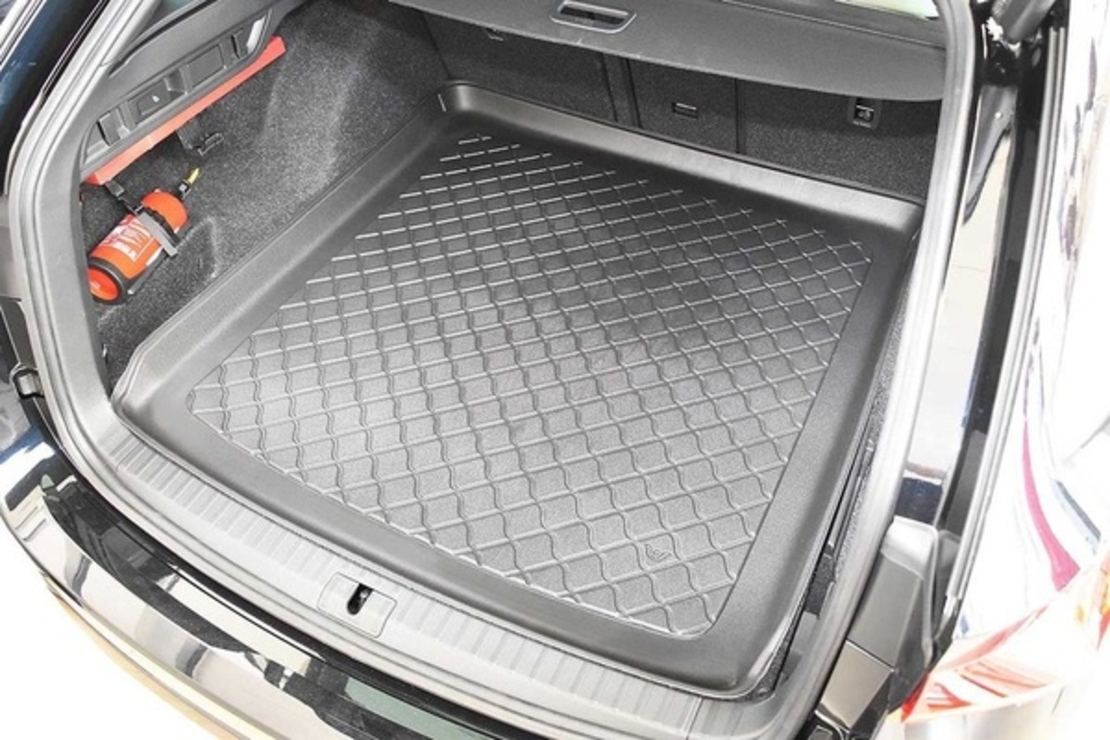 Tavita portbagaj premium Skoda Octavia IV caroserie combi fabricatie 06.2020 - prezent (portbagaj superior)