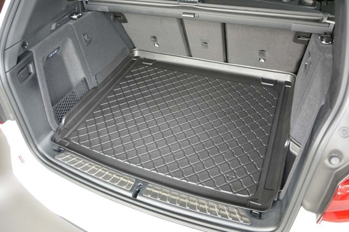 Tavita portbagaj premium BMW X7 G07, fabricatie 03.2019 - prezent (7 locuri, randul 3 culcat)