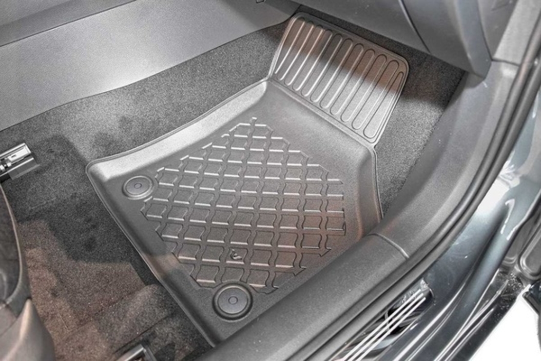 Covorase auto tip tavita Skoda Superb III fabricatie 2013 - prezent