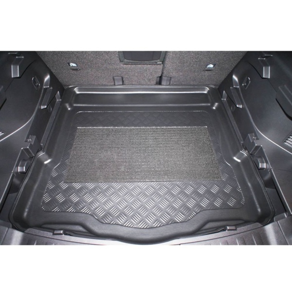 Tavita portbagaj Nissan X-Trail fabricatie 08.2014 - prezent - portbagaj sub nivelul pragului