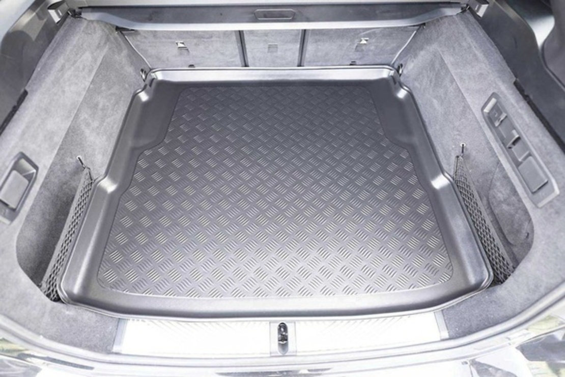 Tavita portbagaj BMW Seria 5 G61 fabricatie 05.2024 - prezent, caroserie combi