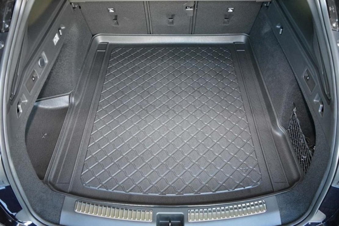 Tavita portbagaj Opel Insignia Sport Tourer caroserie combi fabricatie 06.2017 - prezent