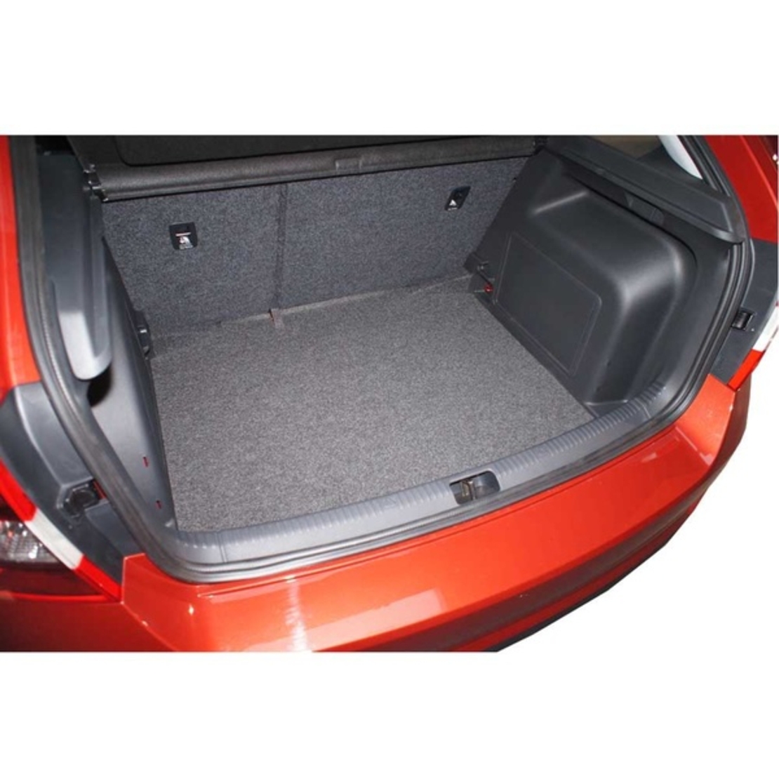 Tavita portbagaj Skoda Rapid Spaceback caroserie combi fabricatie 09.2013 - prezent (portbagaj inferior) Guardliner
