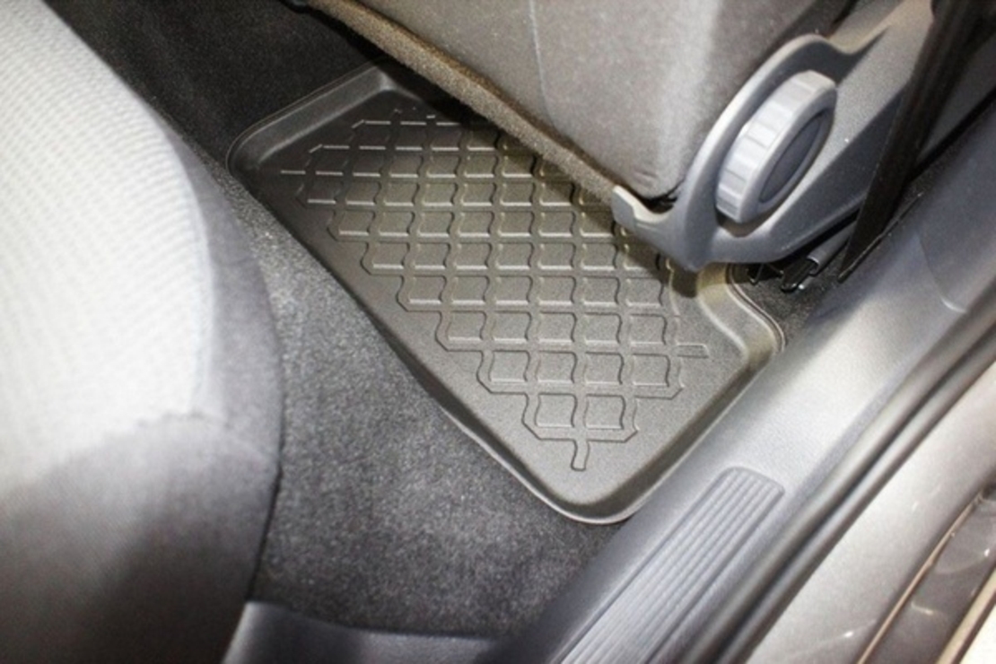 Covorase auto tip tavita Seat Leon III (5F) fabricatie 2012 - prezent
