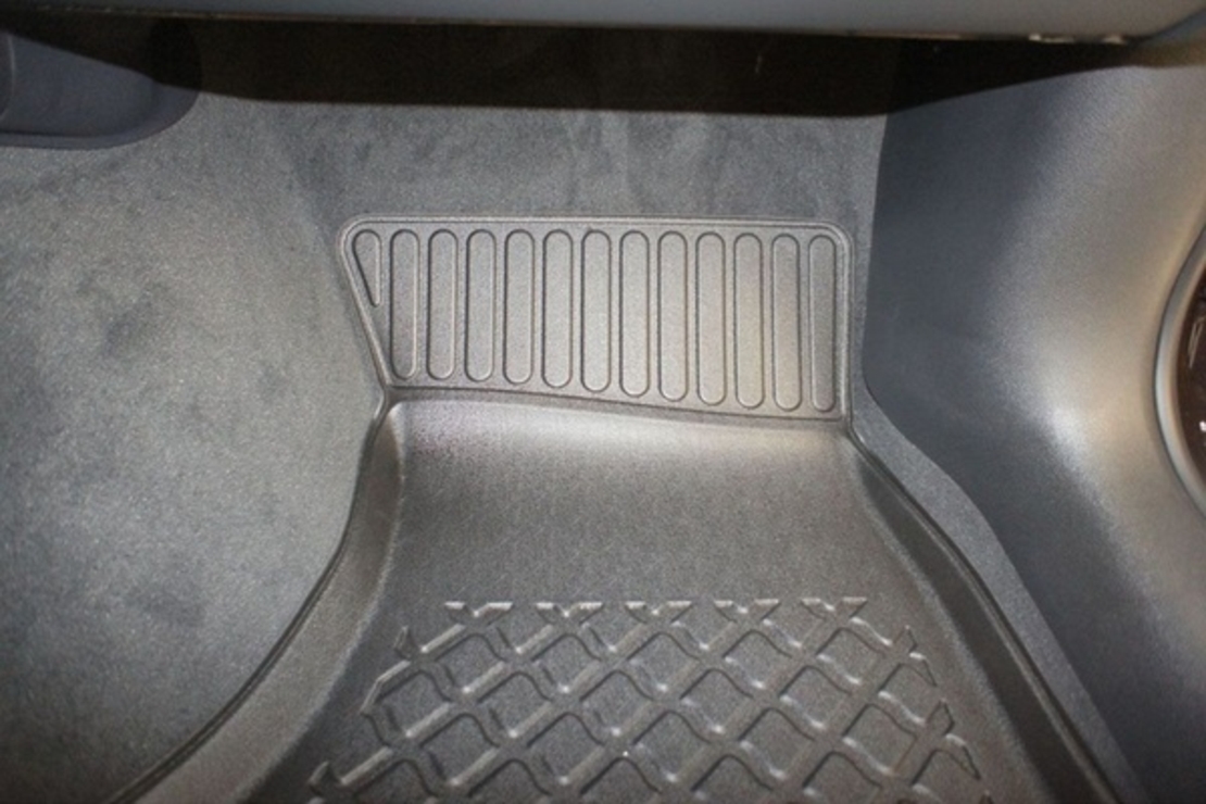 Covorase tip tavita Audi A4 B8, caroserie Combi, fabricatie 2008-2015
