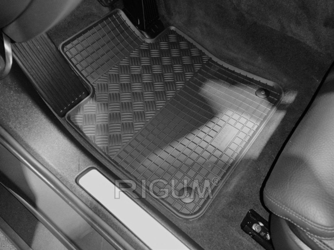 Covorase din cauciuc Volvo V60, anul de fabricatie 10.2018 - prezent, caroserie Combi