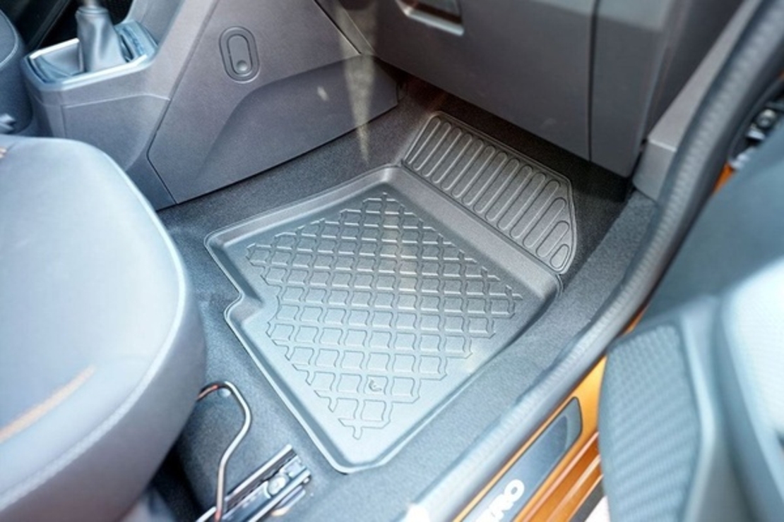 Covorase auto tip tavita 603061