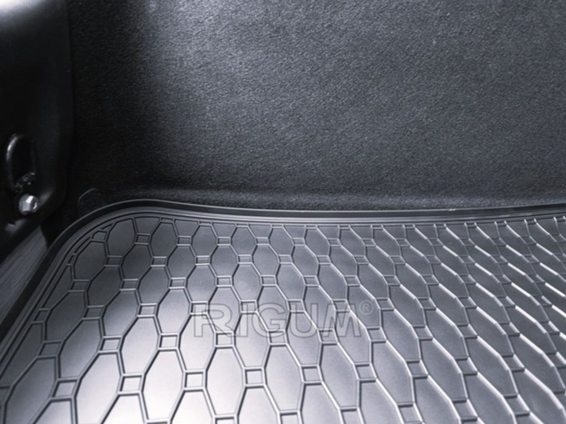 Tavita de portbagaj Renault Clio IV, anul de fabricatie 10.2012-08.2019, caroserie Hatchback