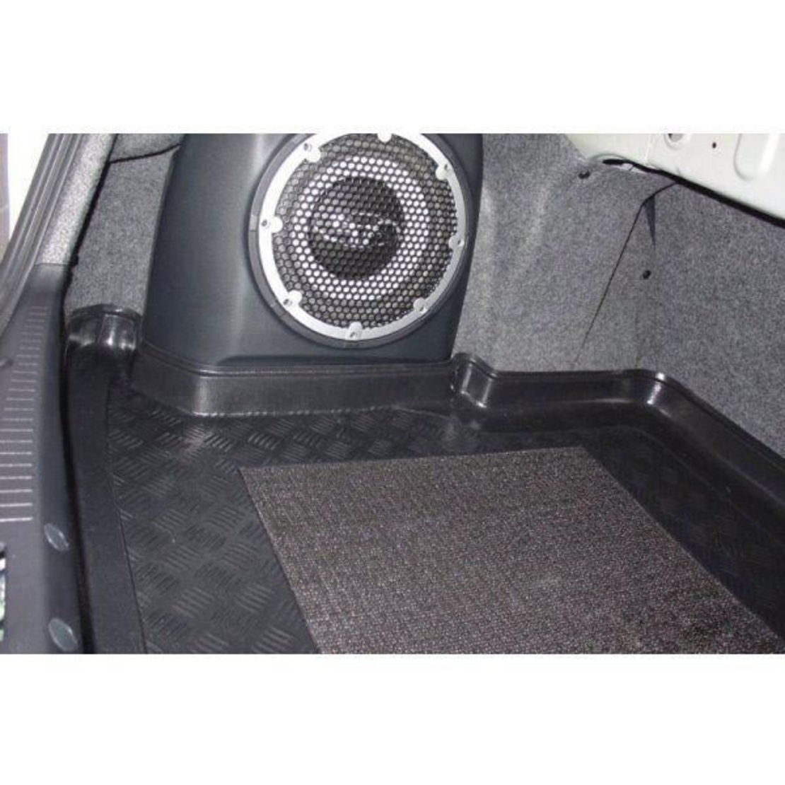 Tavita portbagaj Mitsubishi Lancer caroserie sedan fabricatie 10.2007 - 08.2017 (cu subwoofer)