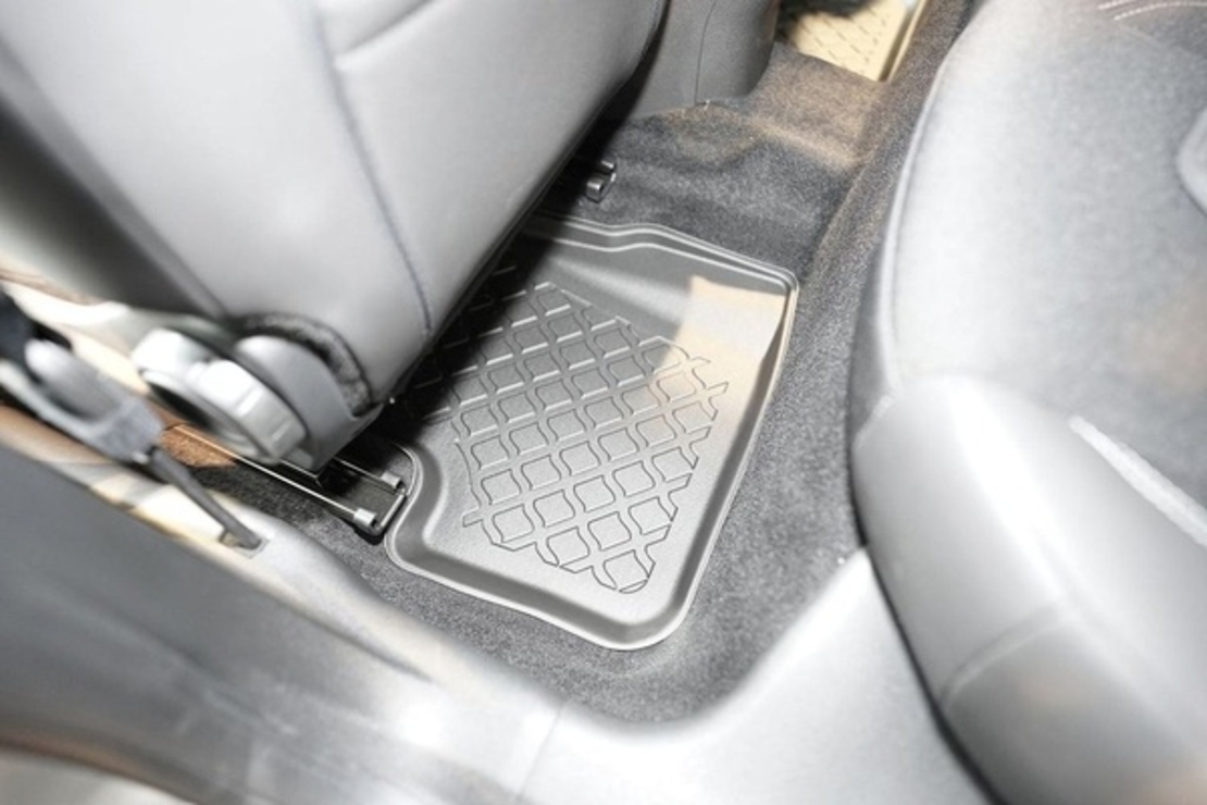 Covorase auto tip tavita Alfa Romeo Junior Hybrid, fabricatie 04.2024 - prezent, caroserie suv