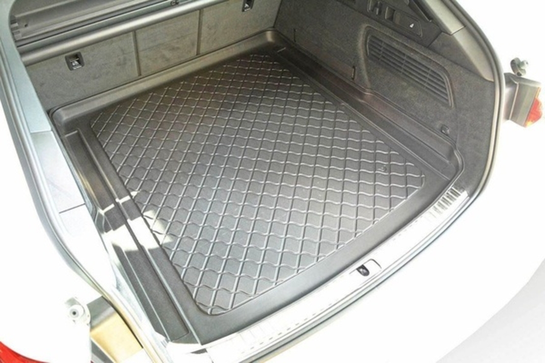 Tavita portbagaj Audi A6 (C8) caroserie combi fabricatie 09.2018 - prezent