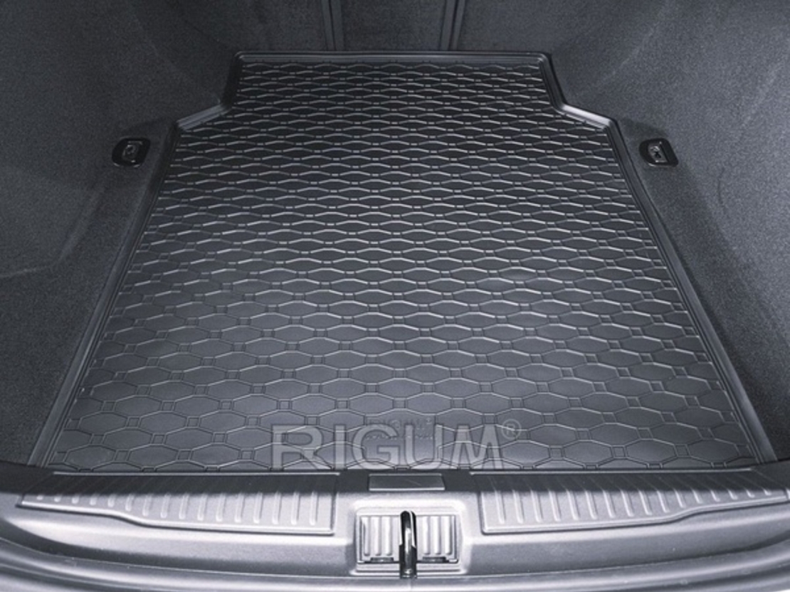 Tavita de portbagaj Alfa Romeo Giulia, fabricatie 2016-prezent, caroserie Sedan