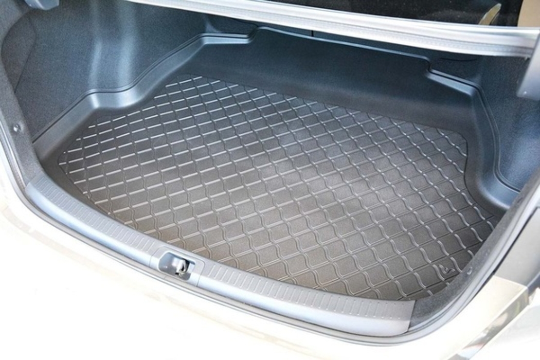 Tavita Toyota Corolla XII (E210) Hybrid caroserie sedan fabricatie 02.2019 - prezent