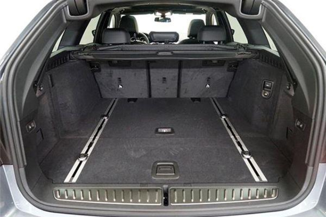 Tavita portbagaj BMW Seria 5 G31 caroserie combi fabricatie 04.2017 - prezent