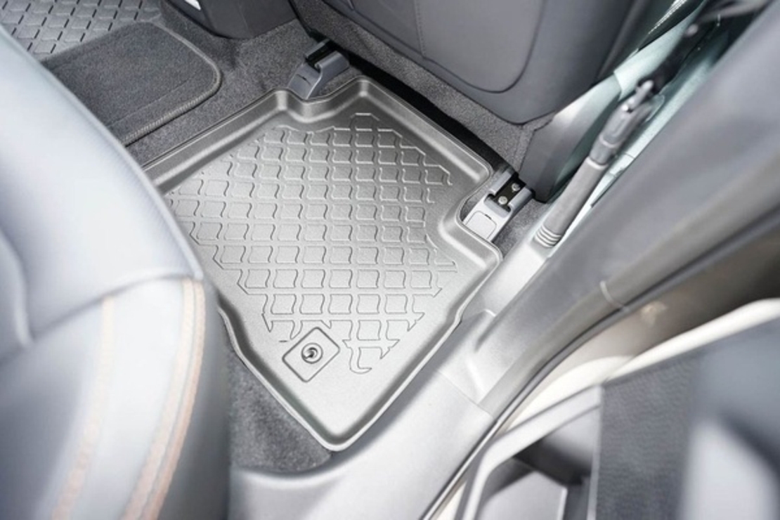 Covorase tip tavita Ssang Yong Torres EVX U100 fabricatie 03.2024 - prezent, caroserie suv
