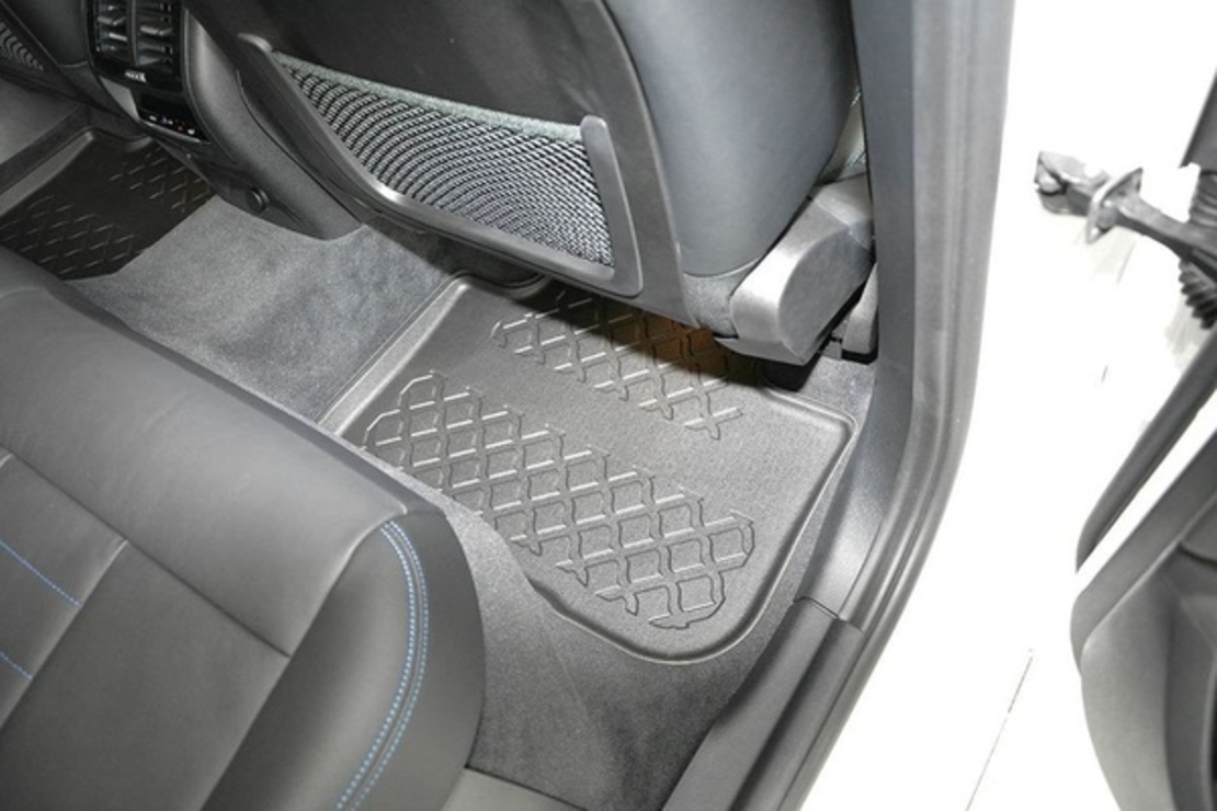 Covorase auto tip tavita BMW X3 G01 fabricatie 2018 - prezent