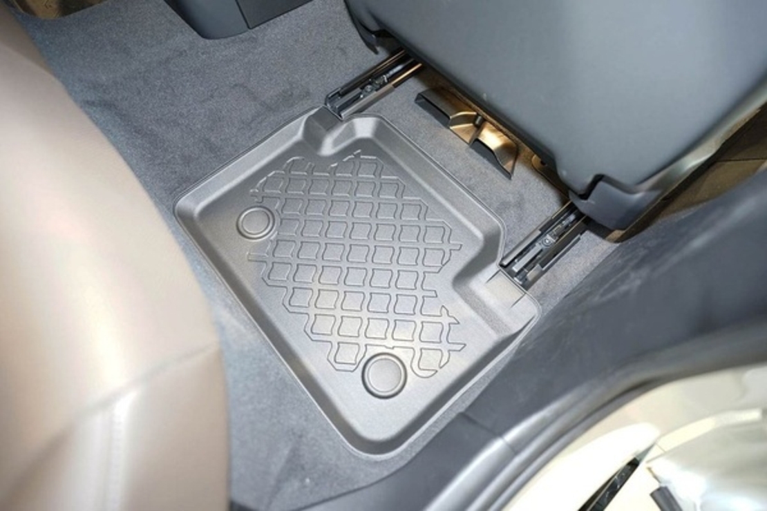 Covorase tip tavita, BMW seria 5 (G60), Fabricatie 2023-Prezent, Caroserie Sedan
