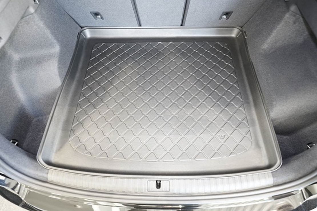Tavita portbagaj Audi Q3 fabricatie 08.2018 - prezent (cu portbagaj superior )