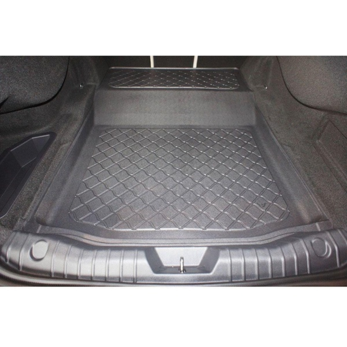 Tavita portbagaj Jaguar XF fabricatie 09.2015 - prezent (kit de reparatie)