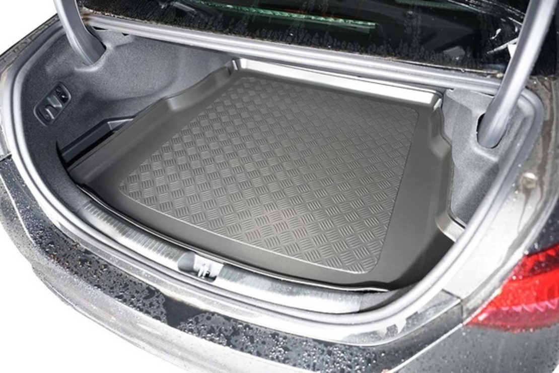 Tavita de portbagaj Mercedes Clasa C W 206 Plug-in Hybrid, an de fabricatie 06.2021-prezent, caroserie SUV