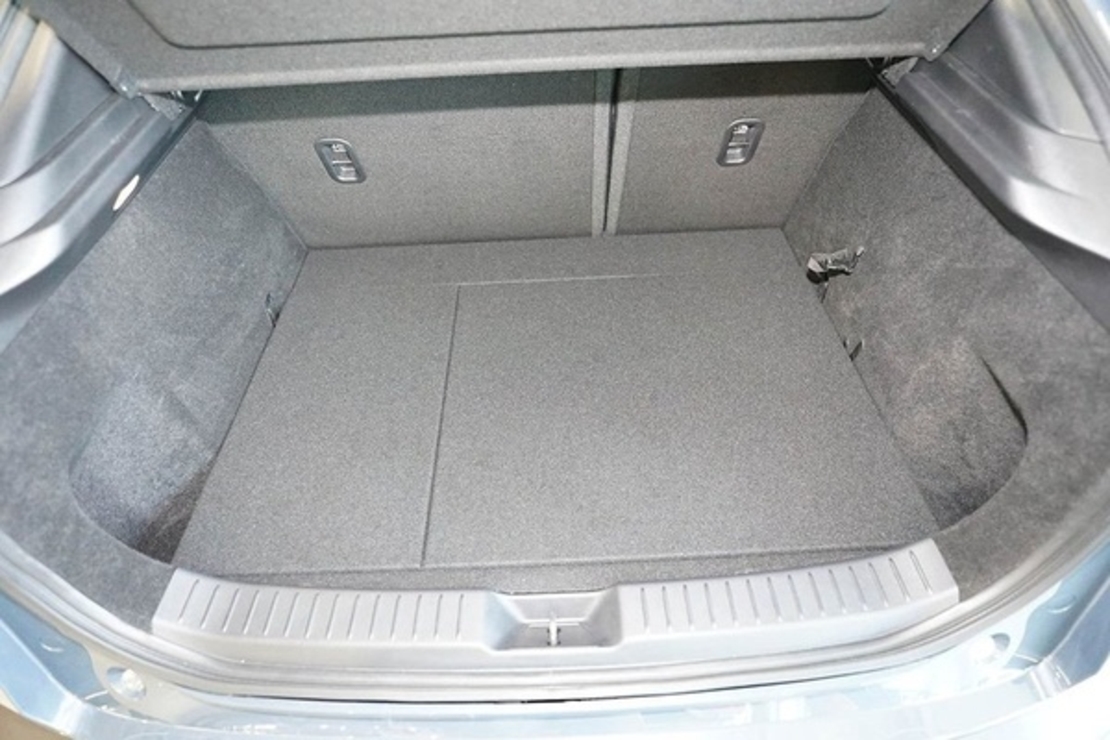 Tavita portbagaj premium Mazda CX-30 fabricatie 08.2019 - prezent (cu sistem suplimentar de depozitare)
