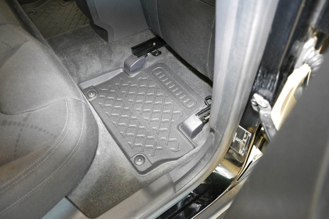Covorase auto tip tavita 602584