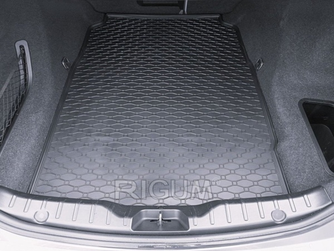 Tavita portbagaj BMW Seria 5 F10, anul de fabricatie 03.2010-2013, caroserie Sedan