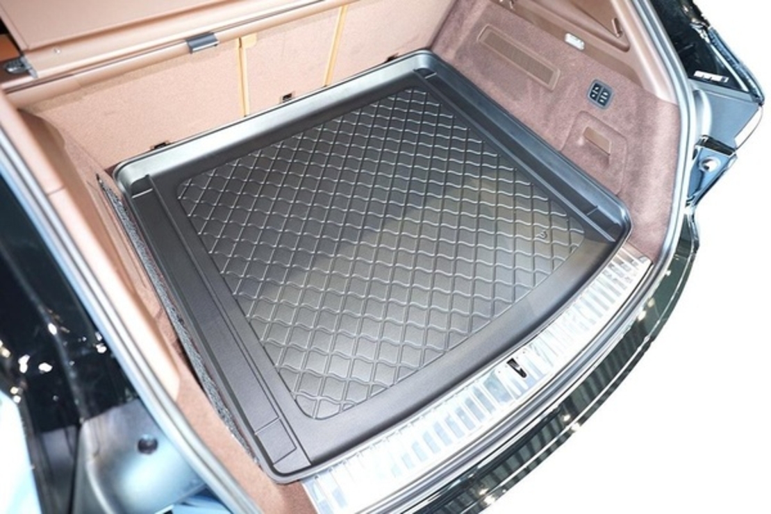 Tavita de portbagaj Volkswagen Multivan T7 / Multivan T7 eHybrid PHEV (Multivan, Life, Style, Energetic) V/5 10.2021-; L2 long wheelbase; behind the t