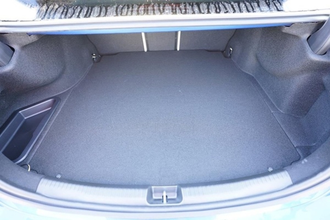 Tavita de portbagaj Mercedes Clasa C W 206 Plug-in Hybrid, an de fabricatie 06.2021-prezent, caroserie SUV