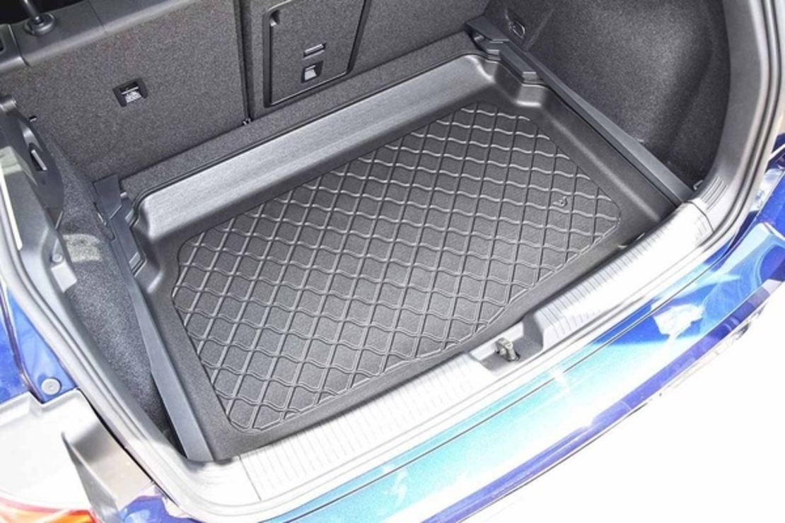 Tavita portbagaj Volkswagen Golf VIII, caroserie hatchback, fabricatie 2020 - prezent (portbagaj inferior)