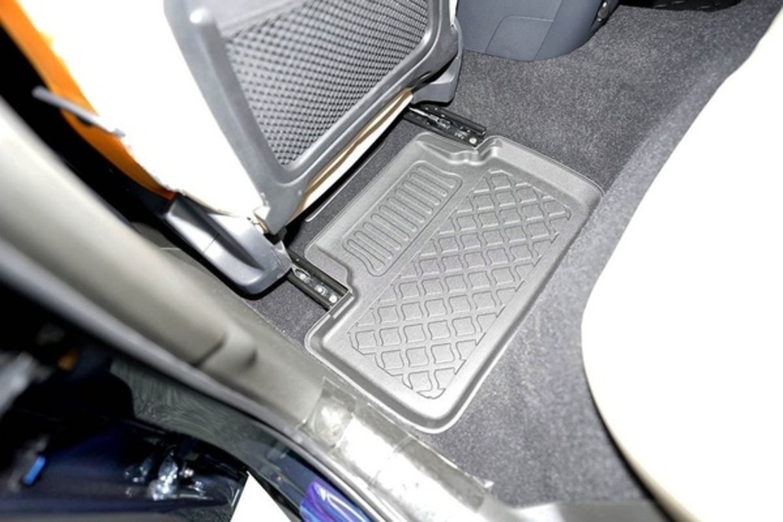 Covorase tip tavita Polestar 2 (electric), anul de fabricatie 07.2020 - prezent, caroserie Sedan