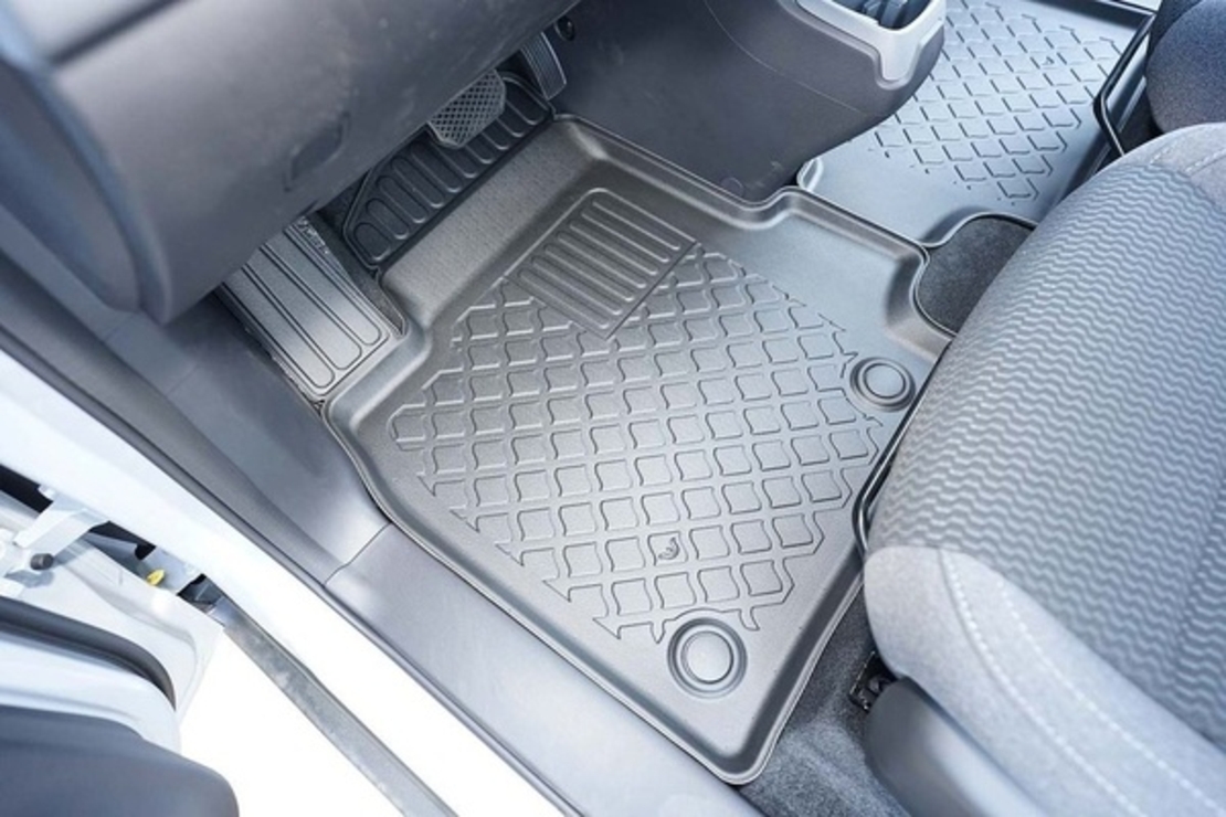 Covorase auto tip tavita Leapmotor T03 EV, fabricatie 2024 - prezent, caroserie hatchback