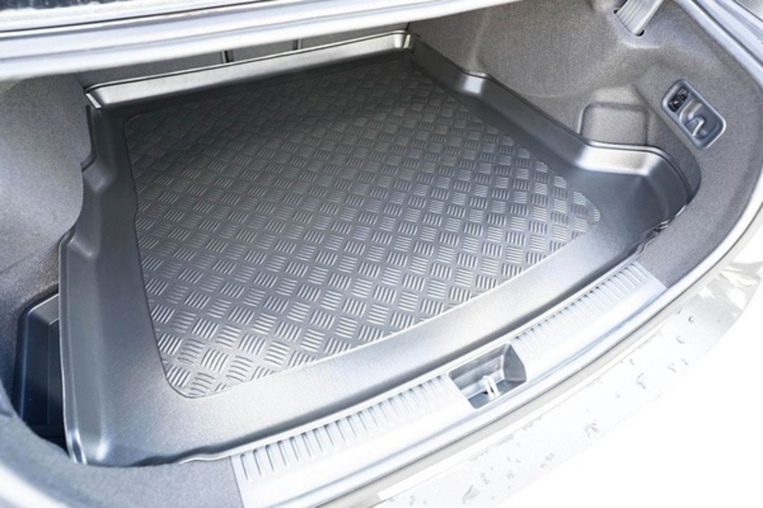 Tavita portbagaj Mercedes E-Class W214 PHEV fabricatie 10.2023 - prezent, caroserie sedan