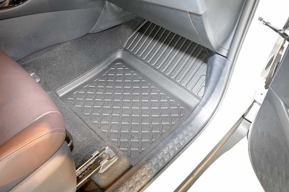 Covorase auto tip tavita 603381