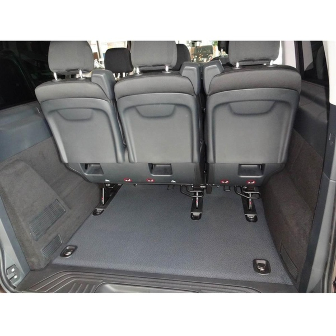 Tavita portbagaj Mercedes Vito Tourer Long fabricatie 2014 - prezent (in spatele randului 3 de scaune) GRD