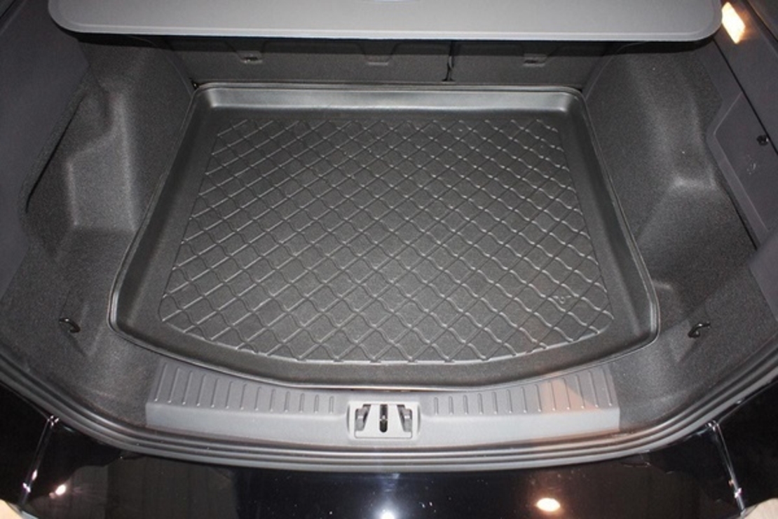Tavita portbagaj Ford Kuga II fabricatie 2013 - 2019 - pentru toate pozitiile podelei ajustabile a portbagajului