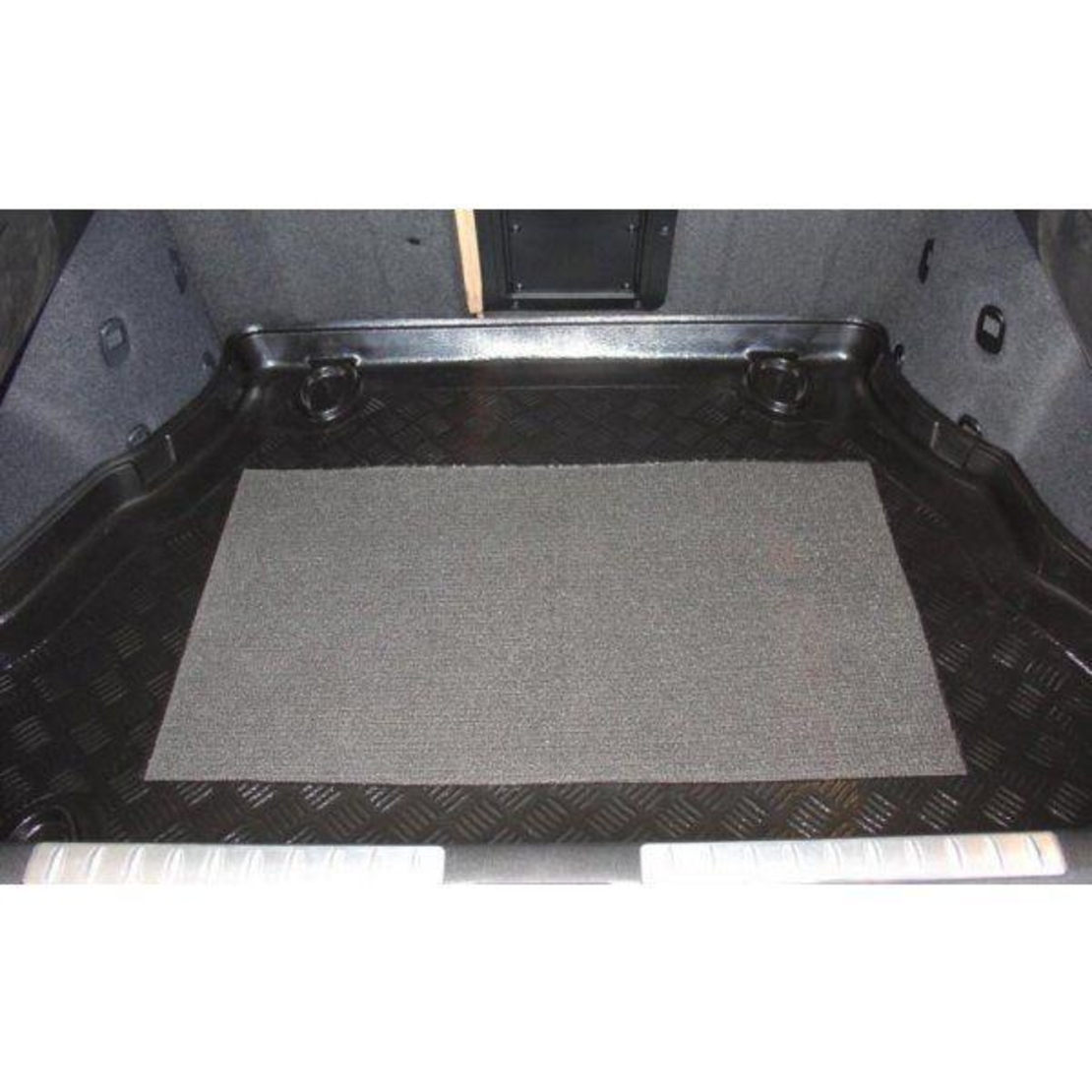 Tavita portbagaj Alfa Romeo GT caroserie coupe fabricatie 2004.02 - prezent