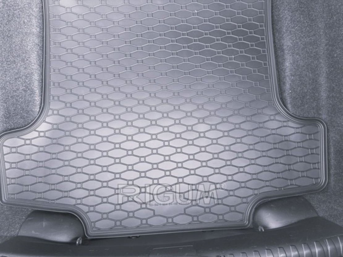 Tavita portbagaj BMW Seria 1 E81, anul de fabricatie 09.2004-2013, caroserie Hatchback