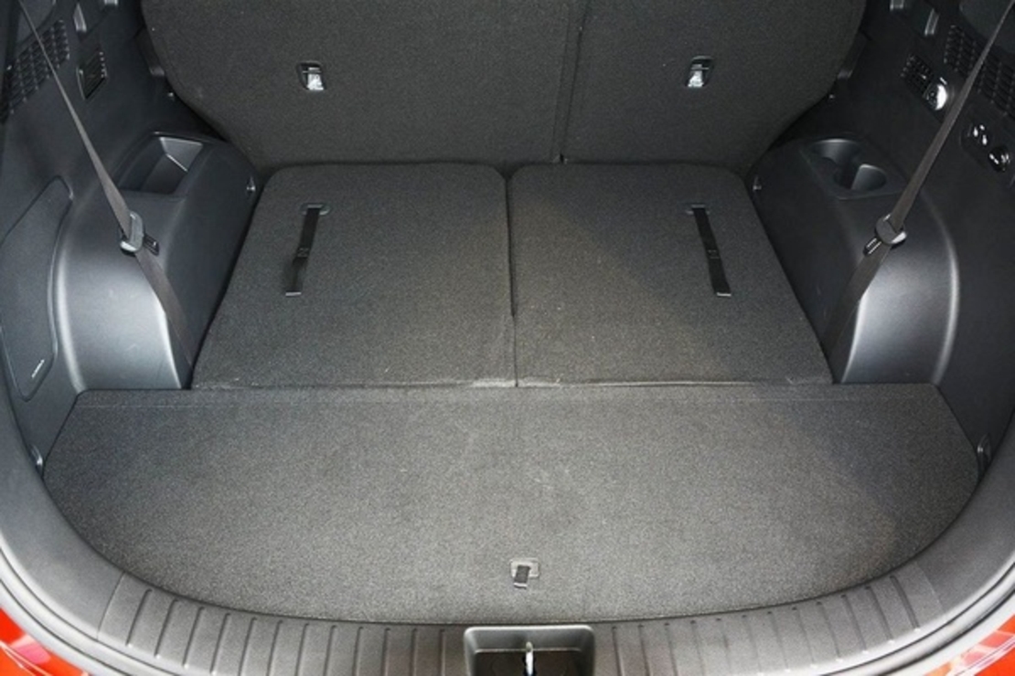 Tavita portbagaj Hyundai Santa Fe IV, fabricatie 2018 - Prezent ( 7 locuri, randul 3 culcat)