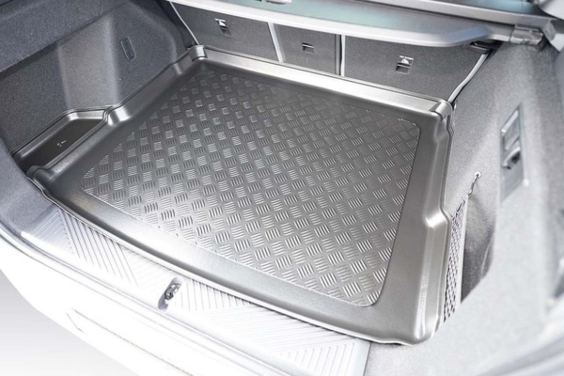 Tavita portbagaj BMW X3 G45 MHEV, fabricatie 11.2024 - prezent, caroserie suv, cu ureche detasabila pe stanga