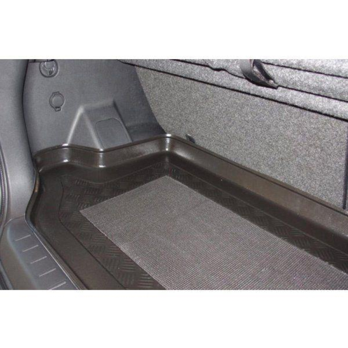 Tavita portbagaj Nissan Note fabricatie 2006 - 09.2013 (portbagaj mai sus)