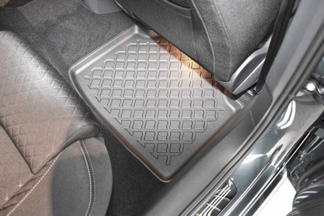 Covorase auto tip tavita Skoda Superb III fabricatie 2013 - prezent