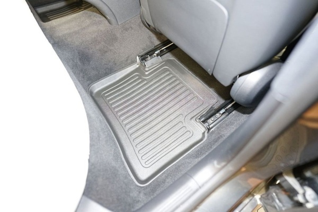 Covorase tip tavita Mercedes C-class W206 Plug-in Hybrid, anul de fabricatie 10.2021 - prezent, caroserie Sedan
