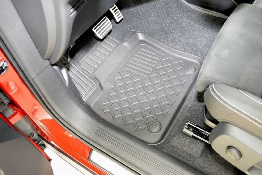 Covorase auto tip tavita Volvo XC40 fabricatie 03.2018 - prezent