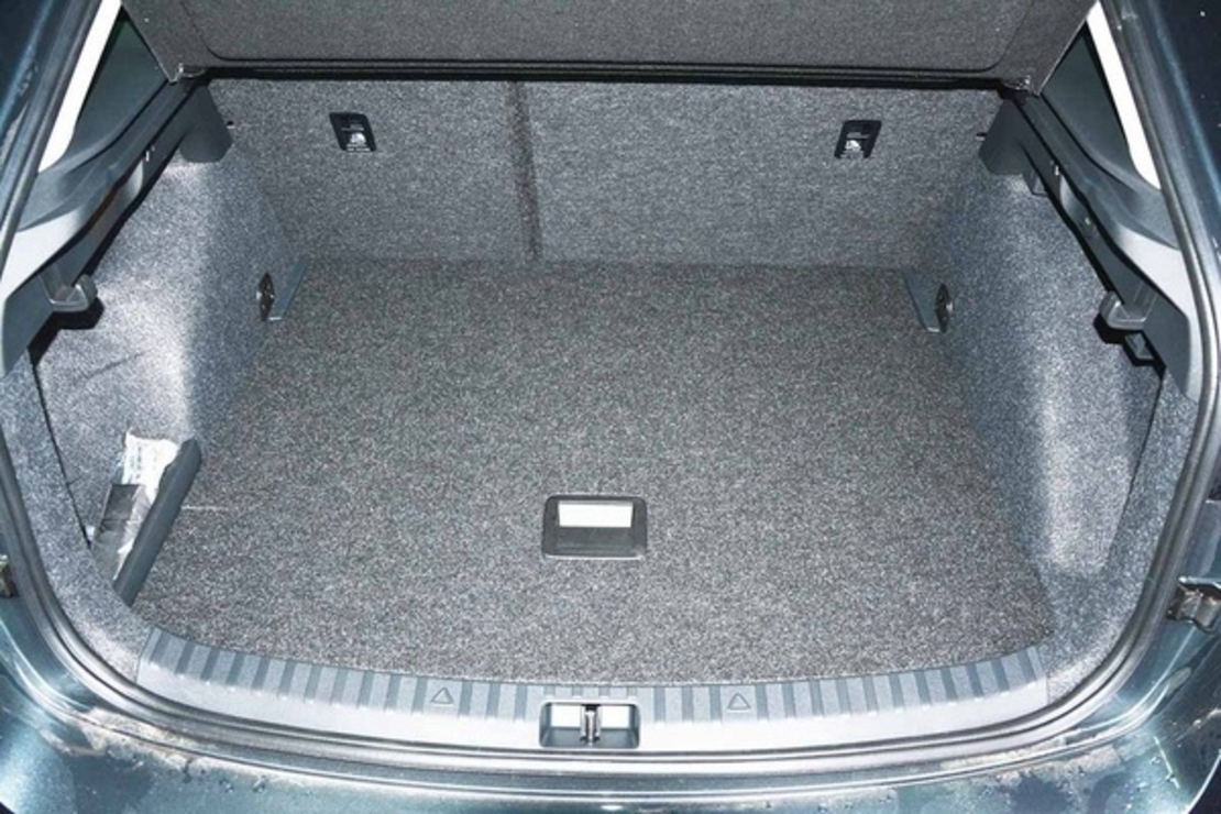 Tavita portbagaj Skoda Scala, caroserie hatchback, fabricatie 04.2019 - prezent(portbagaj superior)