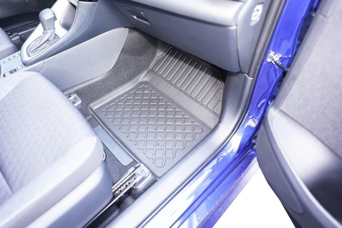 Covorase auto tip tavita Toyota Yaris IV, fabricatie 09.2020 - prezent (inclusiv Hybrid)