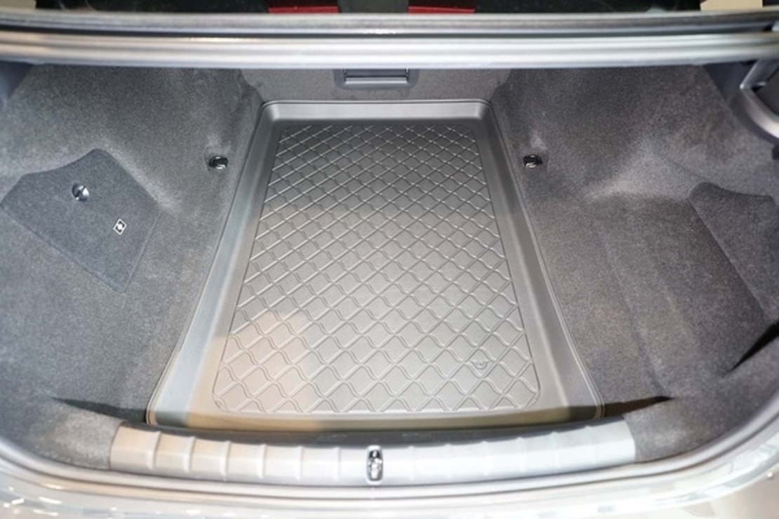 Tavita portbagaj BMW Seria 7 G70 PHEV, fabricatie 03.2023 - prezent, caroserie sedan